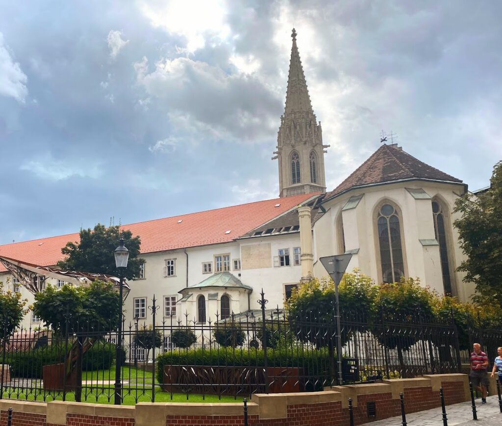 Franciscan Church: A Romanesque-Gothic Sacred Complex in Bratislava 2 Franciscan Church