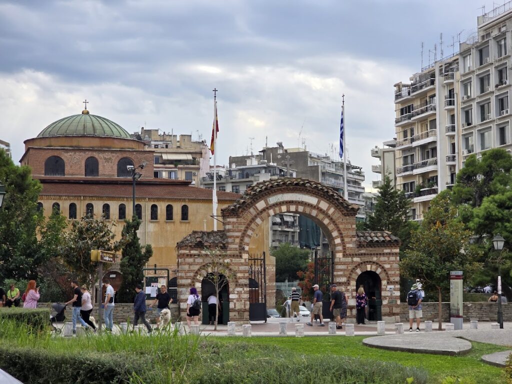 Hagia Sophia: A Medieval Orthodox Cathedral in Thessaloniki 3 Hagia Sophia