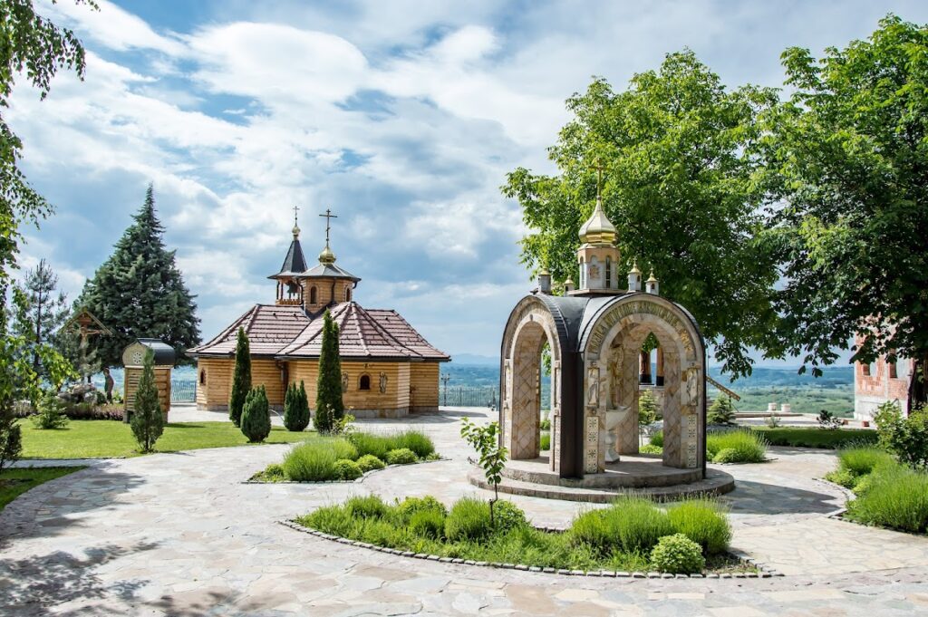 Lešje Monastery: A Serbian Orthodox Monastic and Cultural Center 3 Lešje Monastery