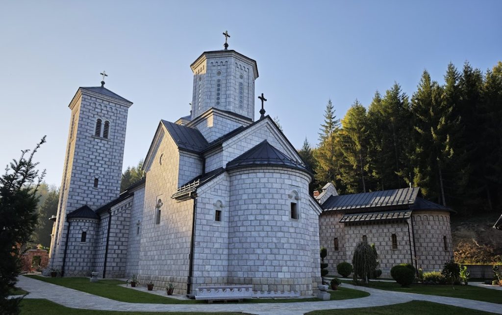 Stuplje Monastery: A Serbian Orthodox Monastic Complex in Bosnia and Herzegovina 1 Stuplje Monastery