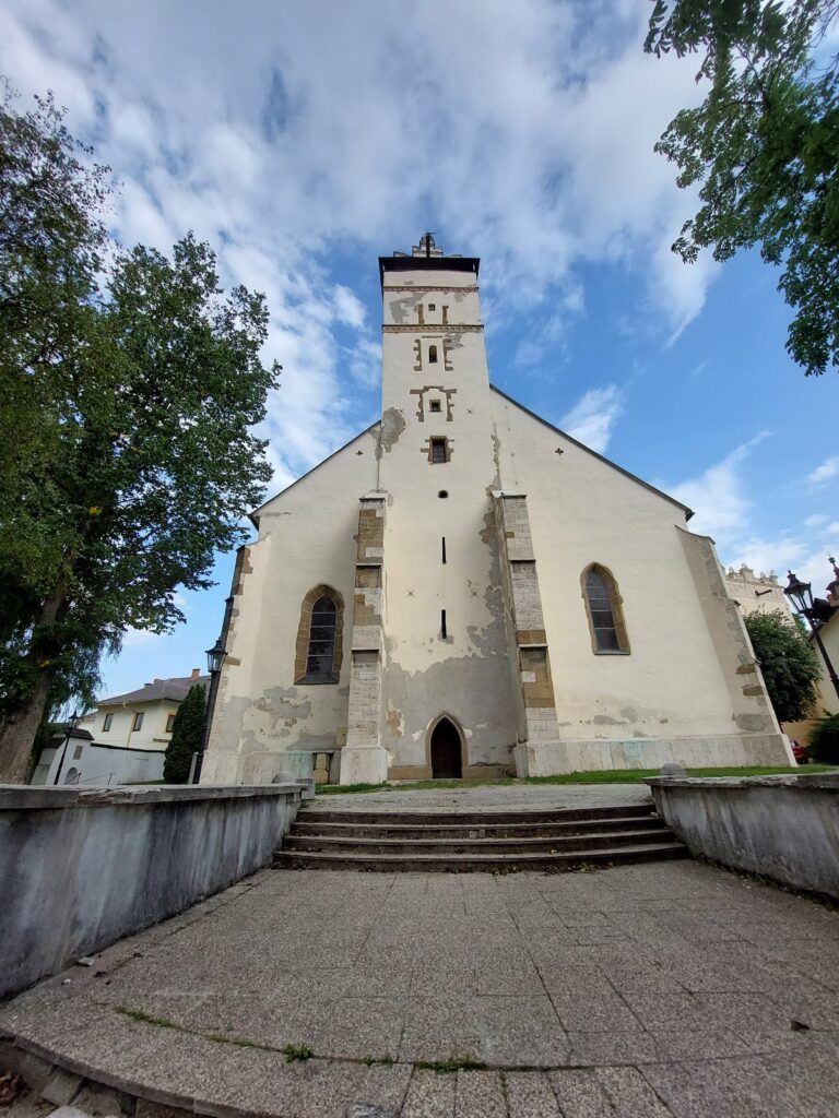 Bazilika povýšenia Sväteho Kríža: A Late Gothic Basilica in Slovakia 1 Bazilika povýšenia Sväteho Kríža
