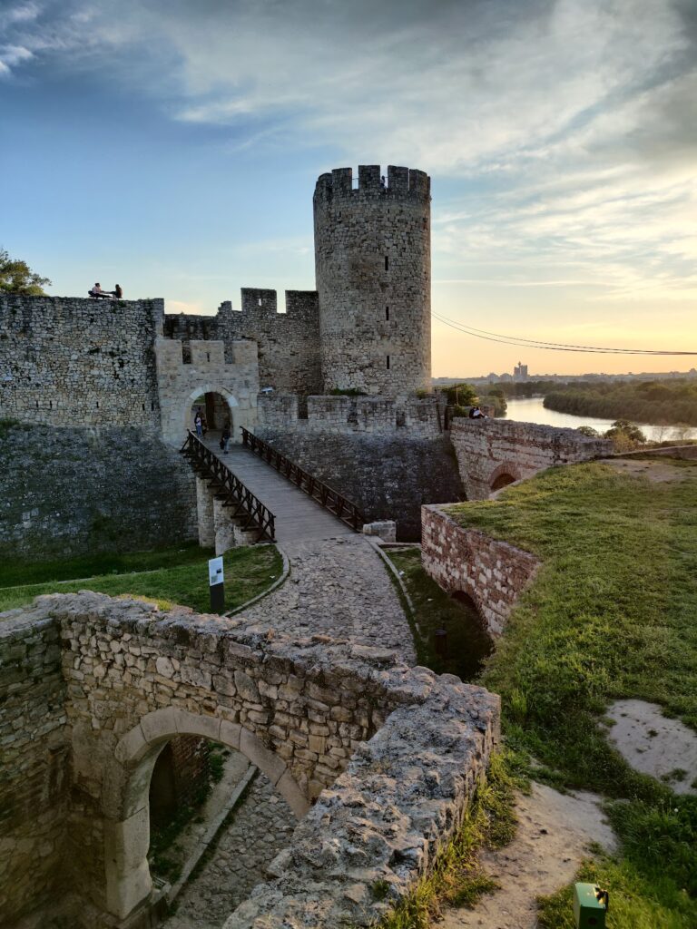 Zindan Gate: A Fortified Entrance to Belgrade Fortress 2 Zindan Gate