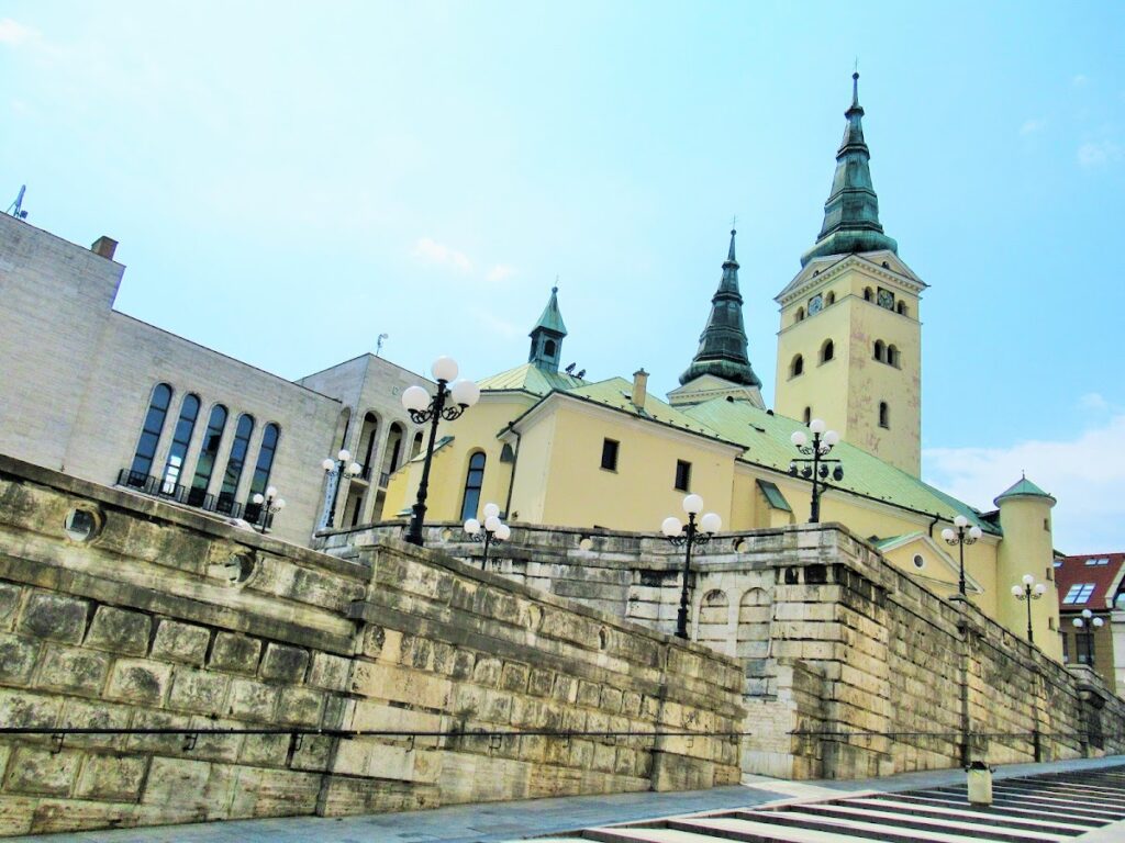 Church of the Holy Trinity, Žilina: Parish Church and Cathedral 2 Church of the Holy Trinity, Žilina