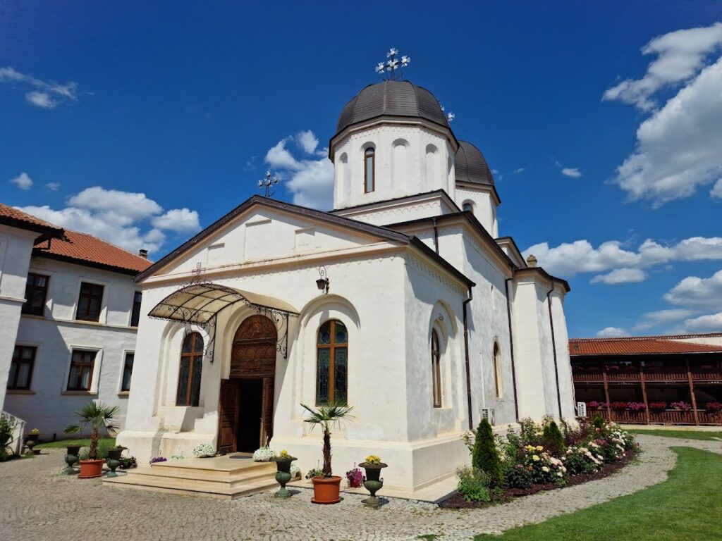 Comana Monastery: A Fortified Orthodox Monastery and Burial Place in Romania 1 Comana Monastery