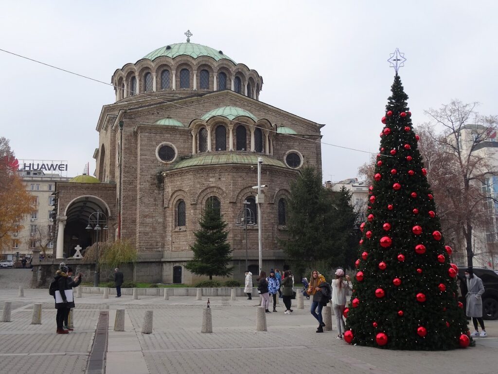 Saint Nedelya Church: Sofia’s Metropolitan Cathedral 2 Saint Nedelya Church