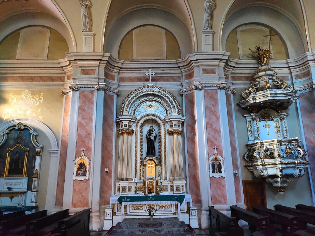 Cluj-Napoca Franciscan Church: A Gothic Church Rebuilt in Baroque Style 2 Cluj-Napoca Franciscan Church