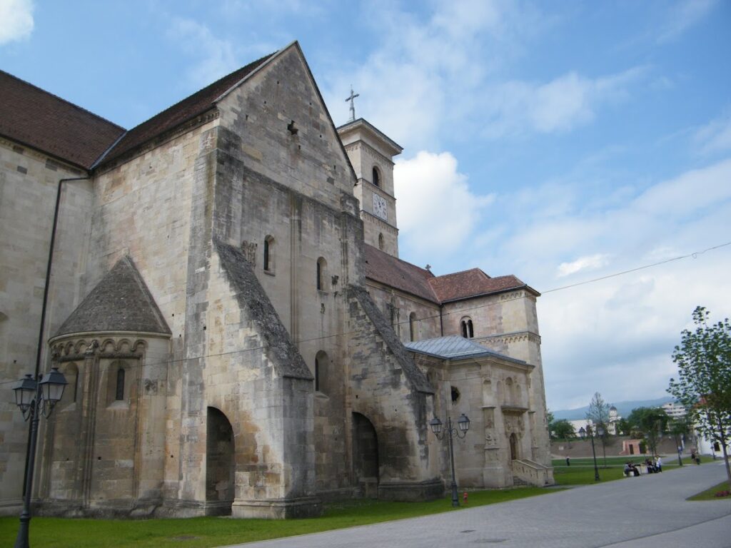 St. Michael's Cathedral: The Roman Catholic Cathedral of Alba Iulia 3 St. Michael's Cathedral
