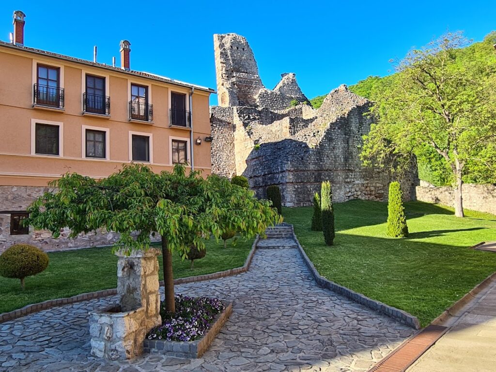 Ravanica: A Serbian Orthodox Monastery and Memorial to Prince Lazar 5 Ravanica