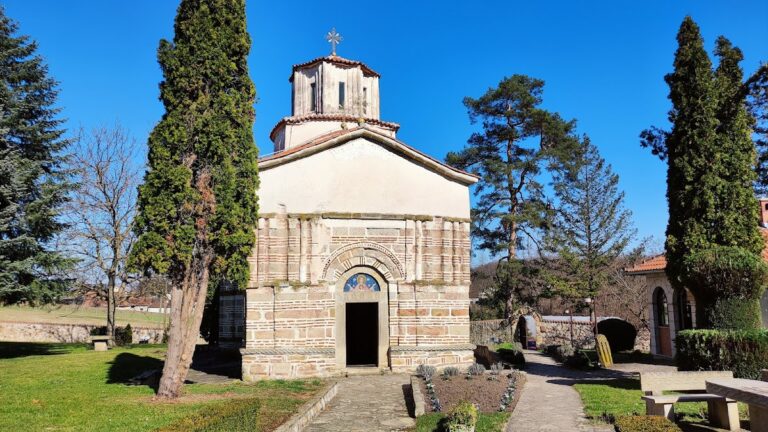 Veluće Monastery: A Moravian School Serbian Orthodox Monastery