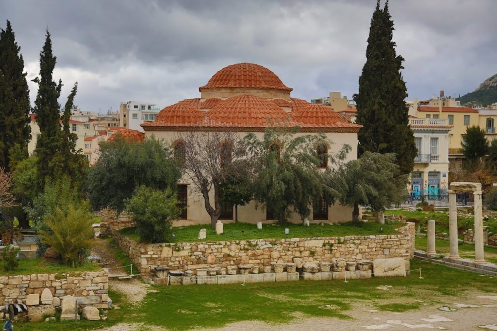 Fethiye Mosque, Athens: An Ottoman Religious Building and Exhibition Space 3 Fethiye Mosque, Athens