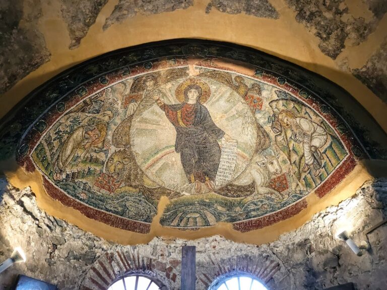 Church of Hosios David: A Byzantine Monastic Church in Thessaloniki