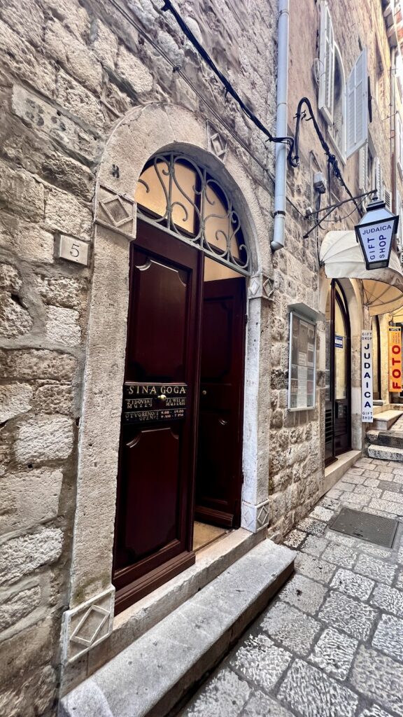 Dubrovnik Synagogue: A Historic Sephardic Synagogue in Croatia 2 Dubrovnik Synagogue