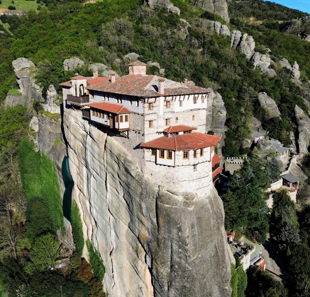 Moni Rousanou: An Orthodox Monastery of Meteora in Greece 1 Moni Rousanou