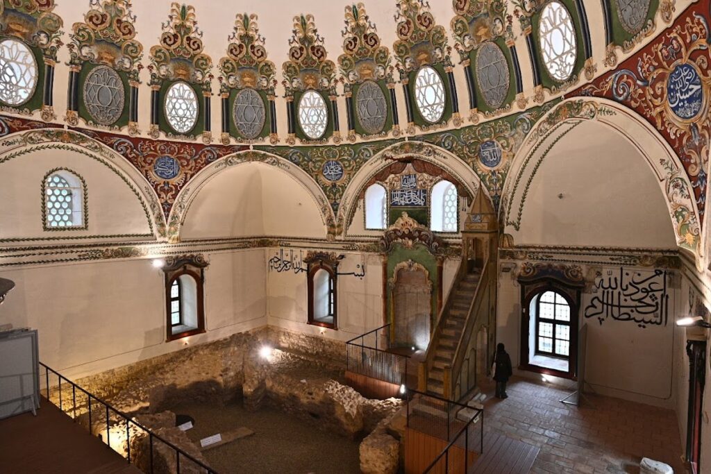 Old Mosque: An Early Ottoman Mosque and Museum of Religions in Bulgaria 1 Old Mosque