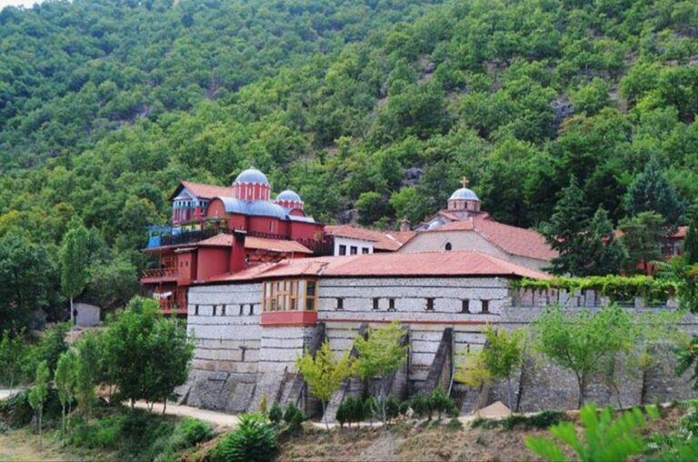 Saints Cosmas and Damian Monastery, Melissotopos: An Orthodox Monastic Foundation in Greece