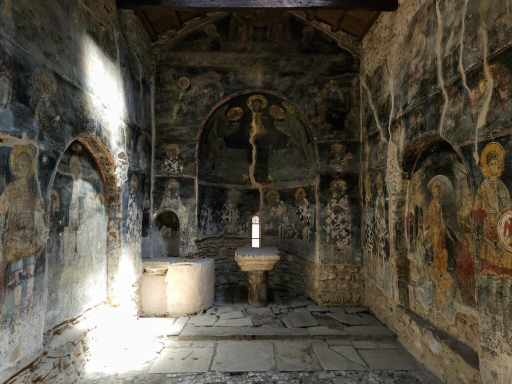 Resurrection of Christ Church, Veria: A Palaiologan Byzantine Chapel 2 Resurrection of Christ Church, Veria