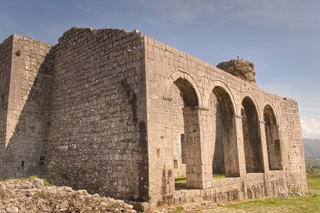 Fatih Sultan Mehmet Mosque: A Medieval Church and Ottoman Mosque in Shkodër 2 Fatih Sultan Mehmet Mosque