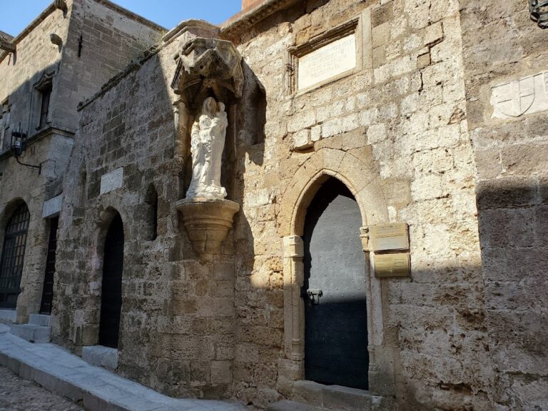 Holy Trinity Church, Rhodes: Knights Hospitaller Church and Orthodox Place of Worship