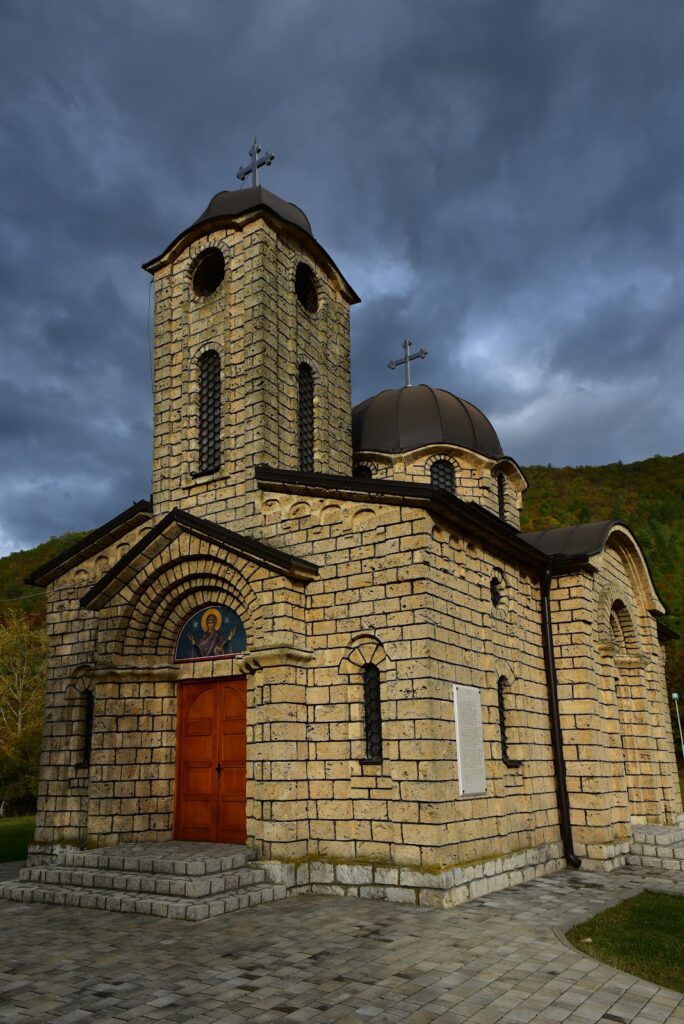 Knežina Monastery: A Serbian Orthodox Monastery in Bosnia and Herzegovina 1 Knežina Monastery