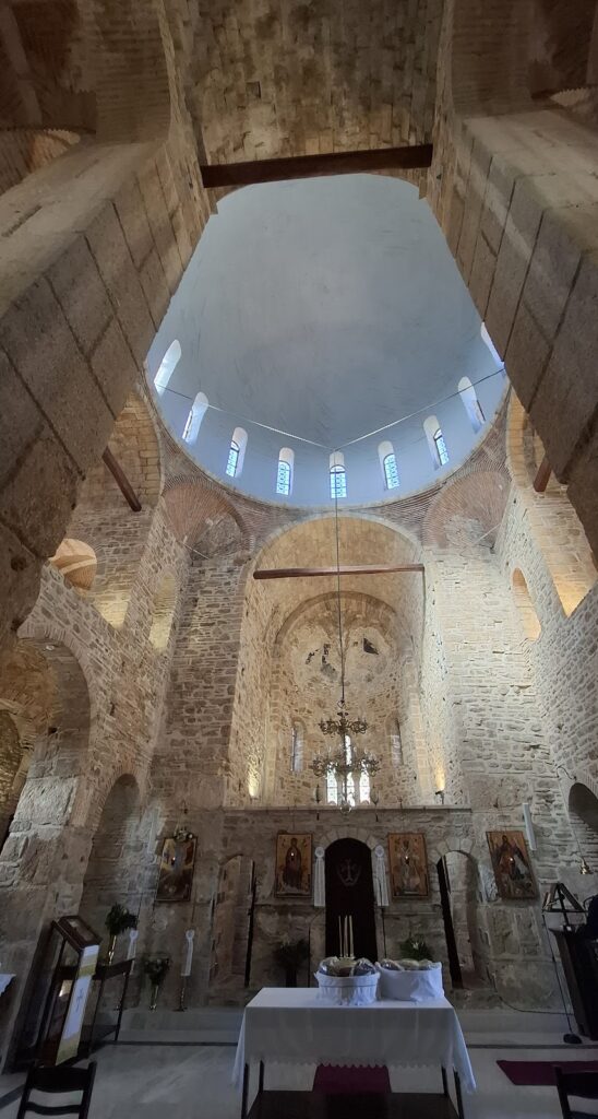 Church of Metamorfoseos tou Sotiros Christianoupoleos: A Byzantine Metropolitan Church in Greece 2 Church of Metamorfoseos tou Sotiros Christianoupoleos