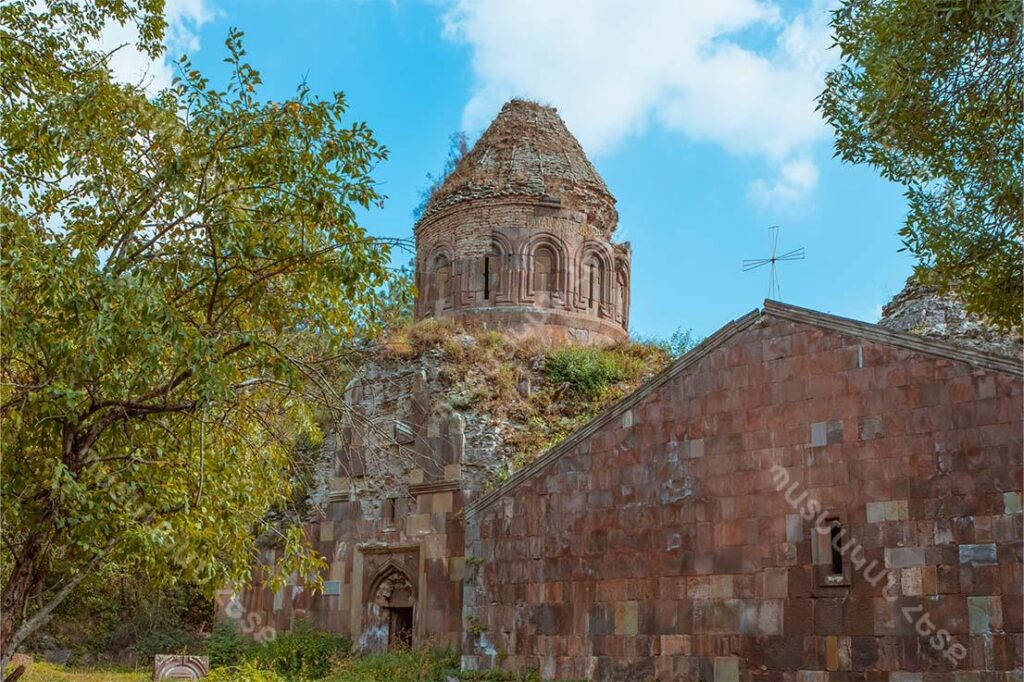 Khoranashat: A Medieval Armenian Monastery and Scholarly Center 2 Khoranashat