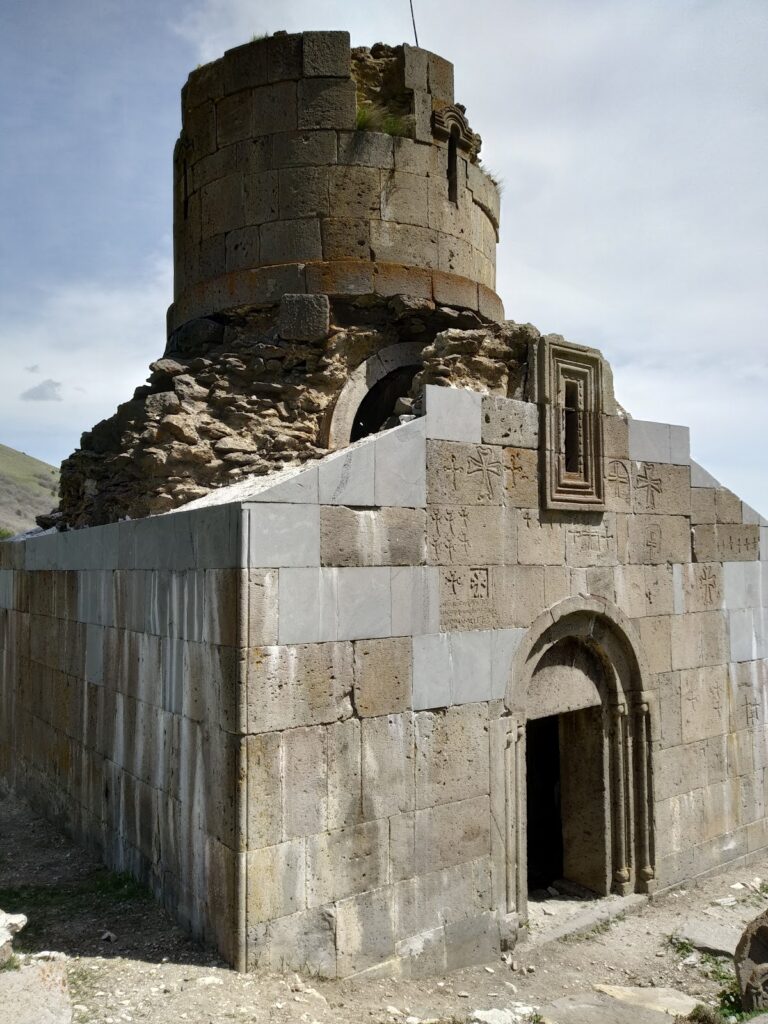 Mayravank (Solak): An Armenian Apostolic Monastery in Armenia 2 Mayravank (Solak)