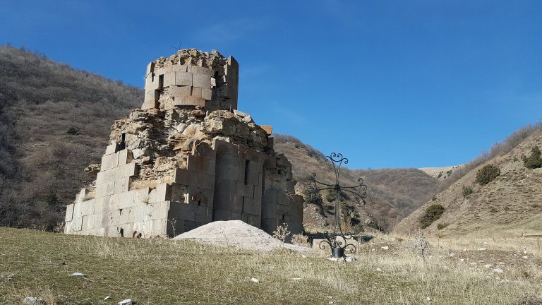Mayravank (Solak): An Armenian Apostolic Monastery in Armenia