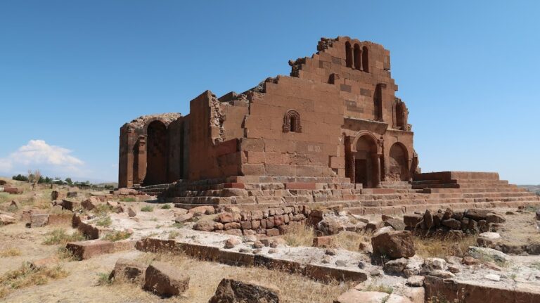 Yererouk: An Early Christian Basilica in Armenia