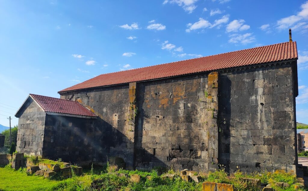 Aparan Basilica: An Early Christian Church in Armenia 2 Aparan Basilica
