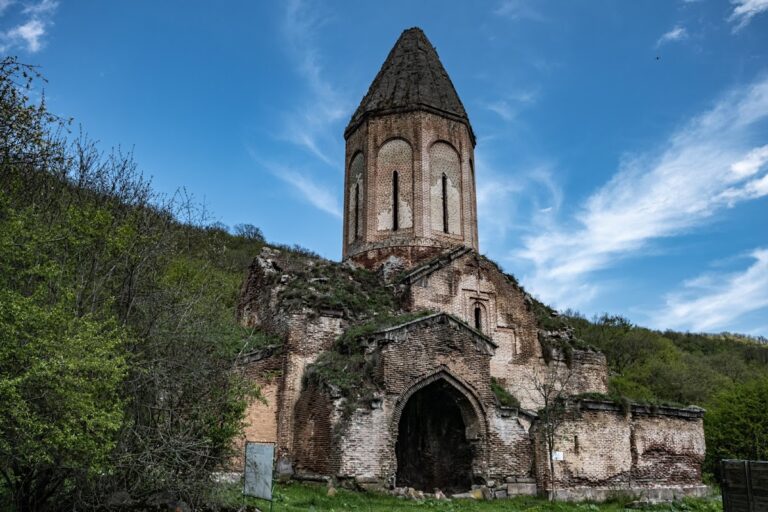 Kirants Monastery: A Medieval Armenian Monastic Complex