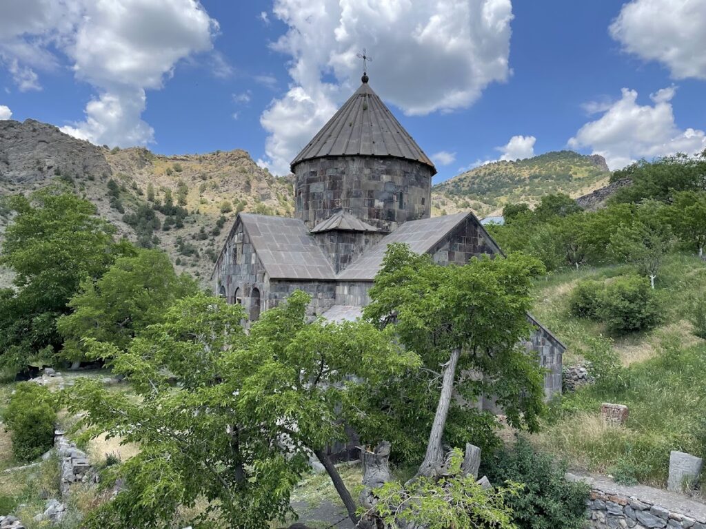 Gndevank: A Medieval Armenian Monastery in Vayots Dzor 1 Gndevank