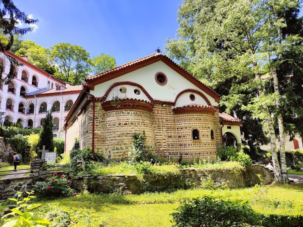 Dragalevtsi Monastery: A Royal Bulgarian Orthodox Monastery near Sofia 2 Dragalevtsi Monastery