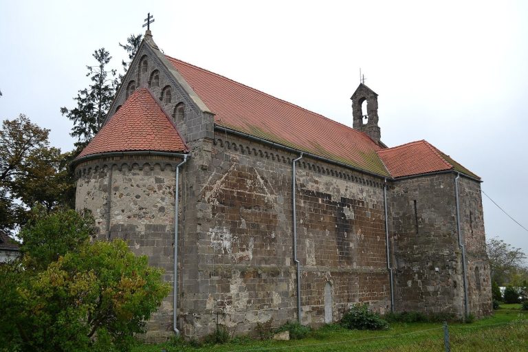 Church of Saint John the Baptist (Rimavské Janovce): A Romanesque Parish Church and Former Benedictine Abbey Church