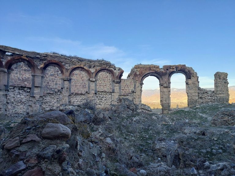 Bana Cathedral: A Georgian Royal and Episcopal Center in Turkey