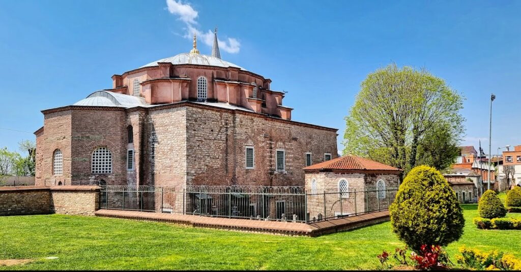 Little Hagia Sophia: A Byzantine Church and Ottoman Mosque in Istanbul 2 Little Hagia Sophia