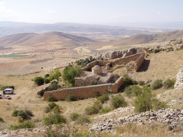 Aprank Monastery: An Armenian Apostolic Monastic Complex in Türkiye