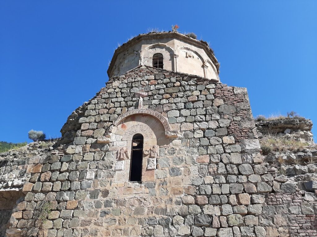 Doliskana: A Medieval Georgian Orthodox Monastery in Türkiye 2 Doliskana