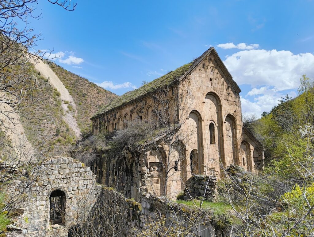 Otkhta Eklesia: A Tenth-Century Georgian Monastery Church in Türkiye 2 Otkhta Eklesia