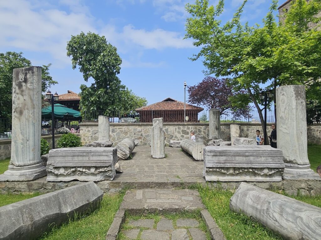 Hagia Sophia: A Byzantine Monastic Church in Trabzon, Türkiye 5 Hagia Sophia