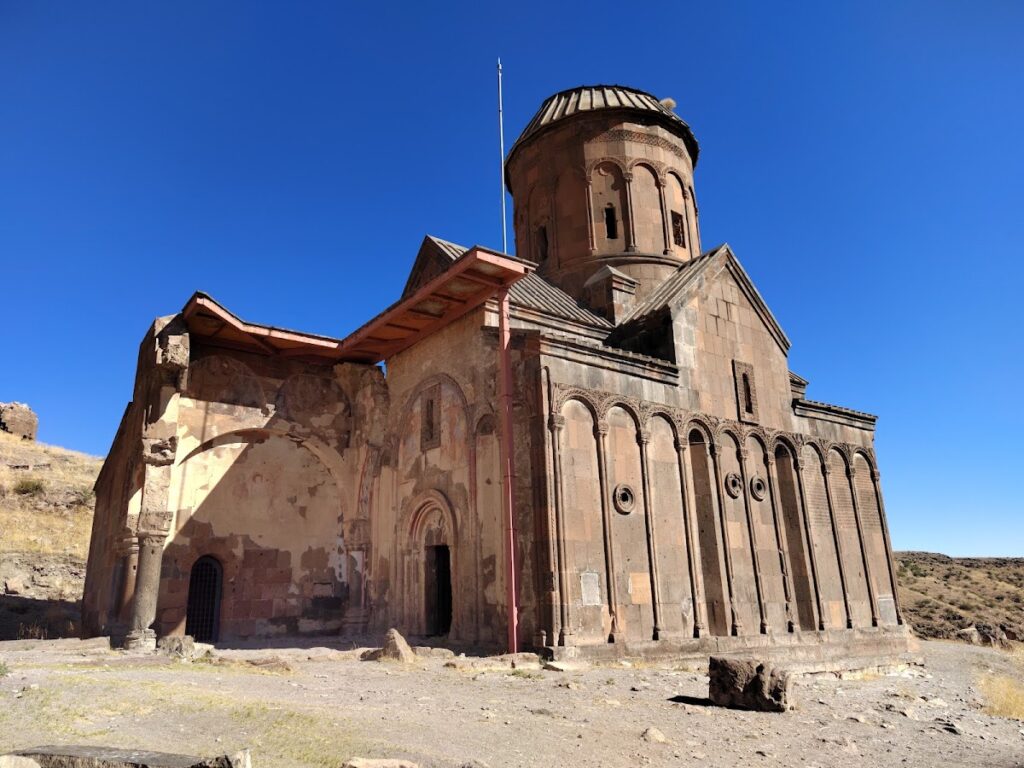 Church of Saint Gregory of Tigran Honents: A Medieval Armenian Church at Ani 1 Church of Saint Gregory of Tigran Honents