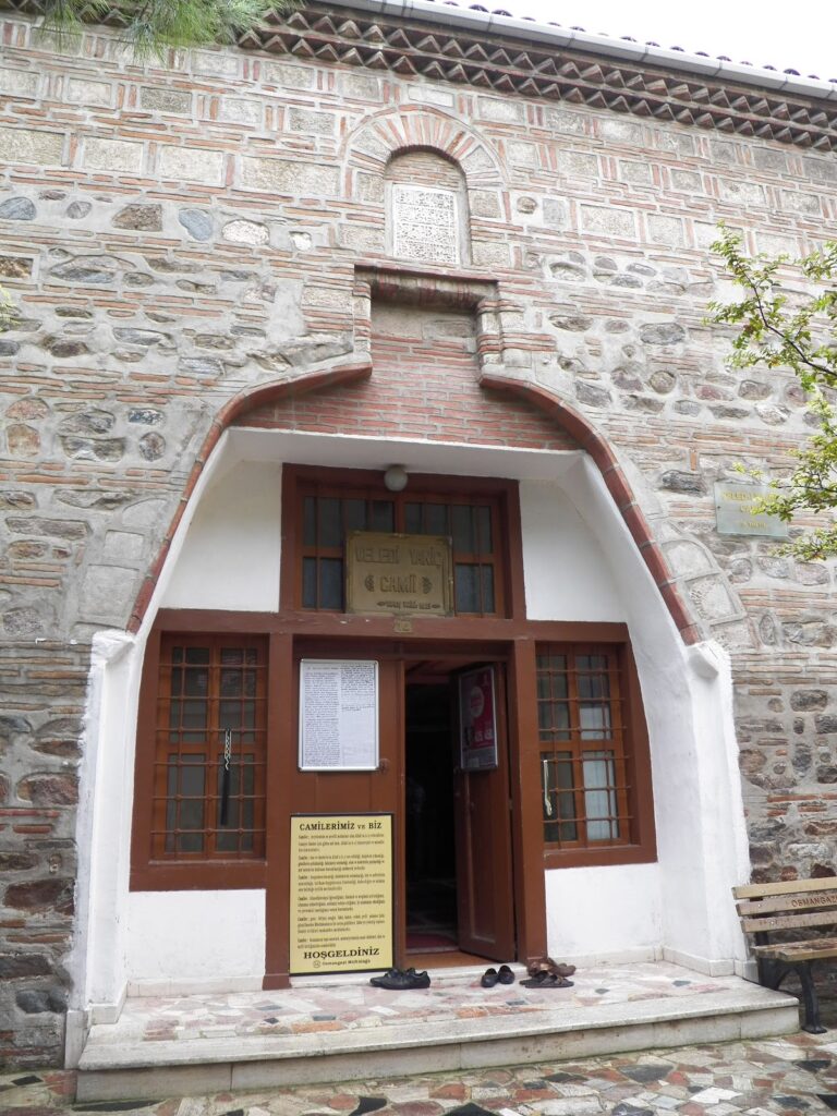 Veled-i Yaniç Mosque: An Early Ottoman Mosque in Bursa 2 Veled-i Yaniç Mosque