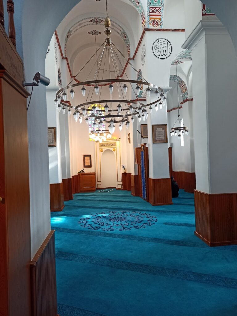 Bodrum Mosque: A Byzantine Imperial Burial Church Converted into an Ottoman Mosque 3 Bodrum Mosque