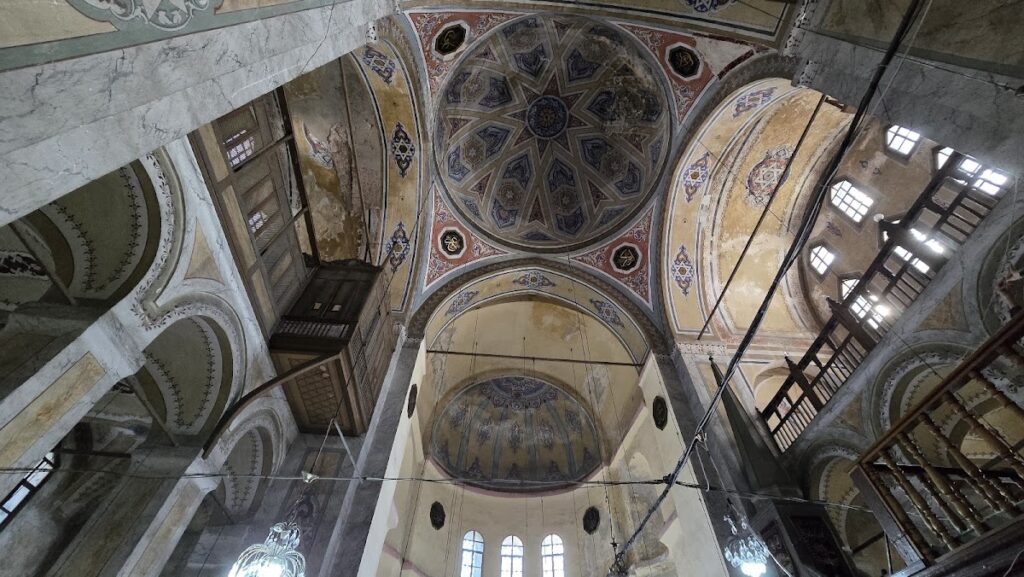 Gül Mosque: A Byzantine Church Converted into an Ottoman Mosque 2 Gül Mosque