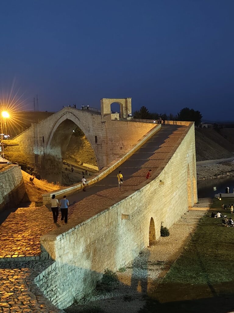 Malabadi Bridge: An Artukid Medieval Stone-Arch Bridge in Türkiye 2 Malabadi Bridge