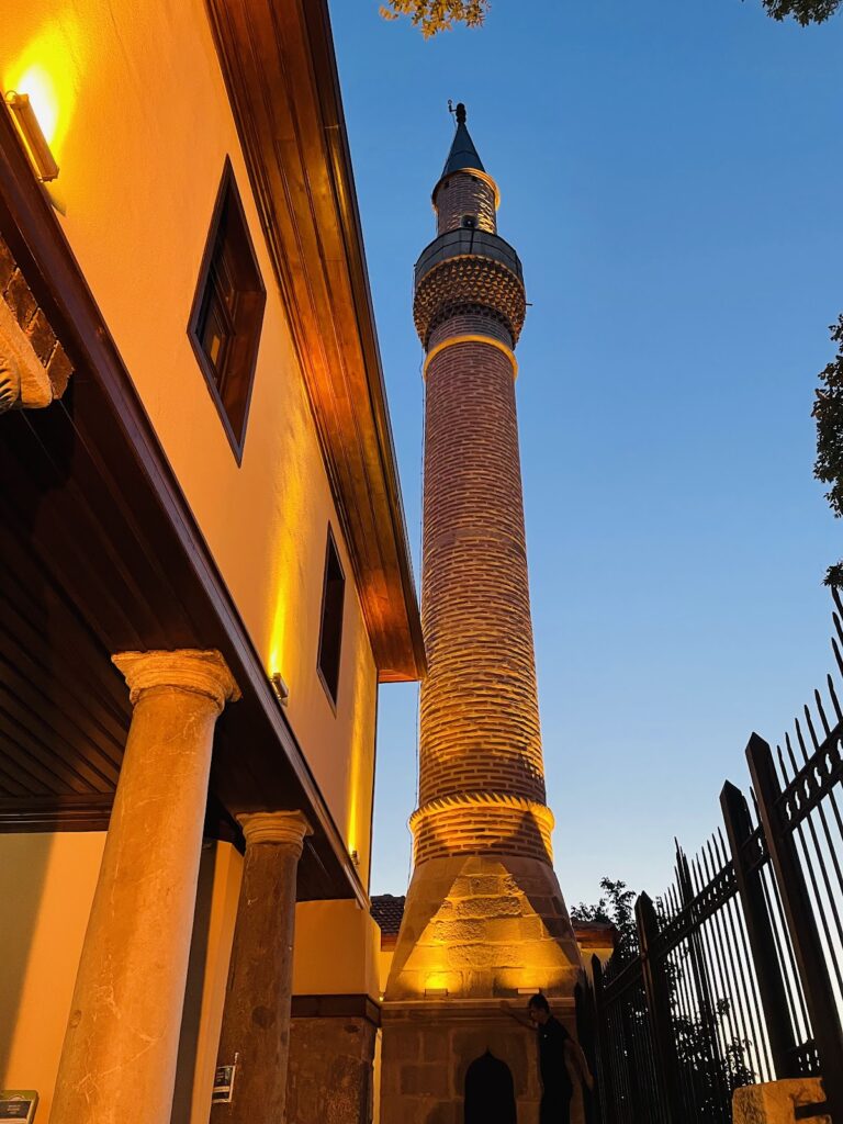Sultan Alaeddin Mosque: Ankara’s Early Seljuk Mosque 2 Sultan Alaeddin Mosque