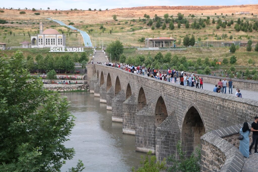 Dicle Bridge: A Historic Ten-Arch Crossing of the Tigris River 2 Dicle Bridge