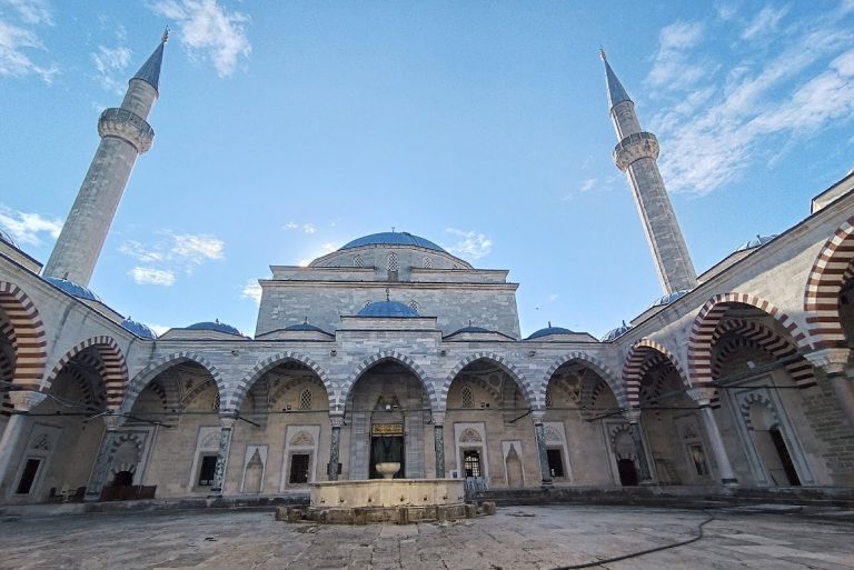 İkinci Bayezid Camii: The Central Mosque of Edirne’s Ottoman Külliye
