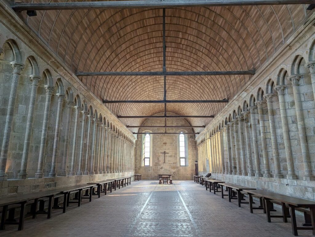 Mont-Saint-Michel Abbey: A Monastic and Fortified Sanctuary in France 2 Mont-Saint-Michel Abbey