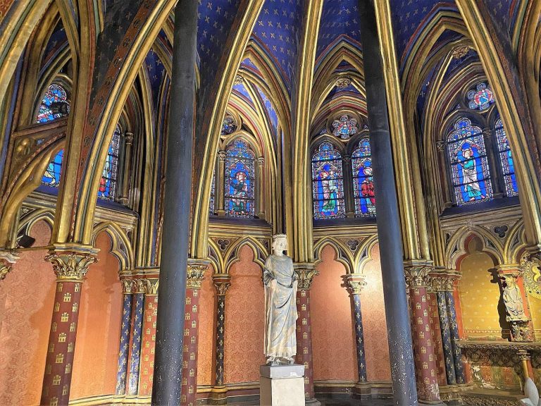Sainte-Chapelle: A Rayonnant Gothic Royal Chapel in Paris