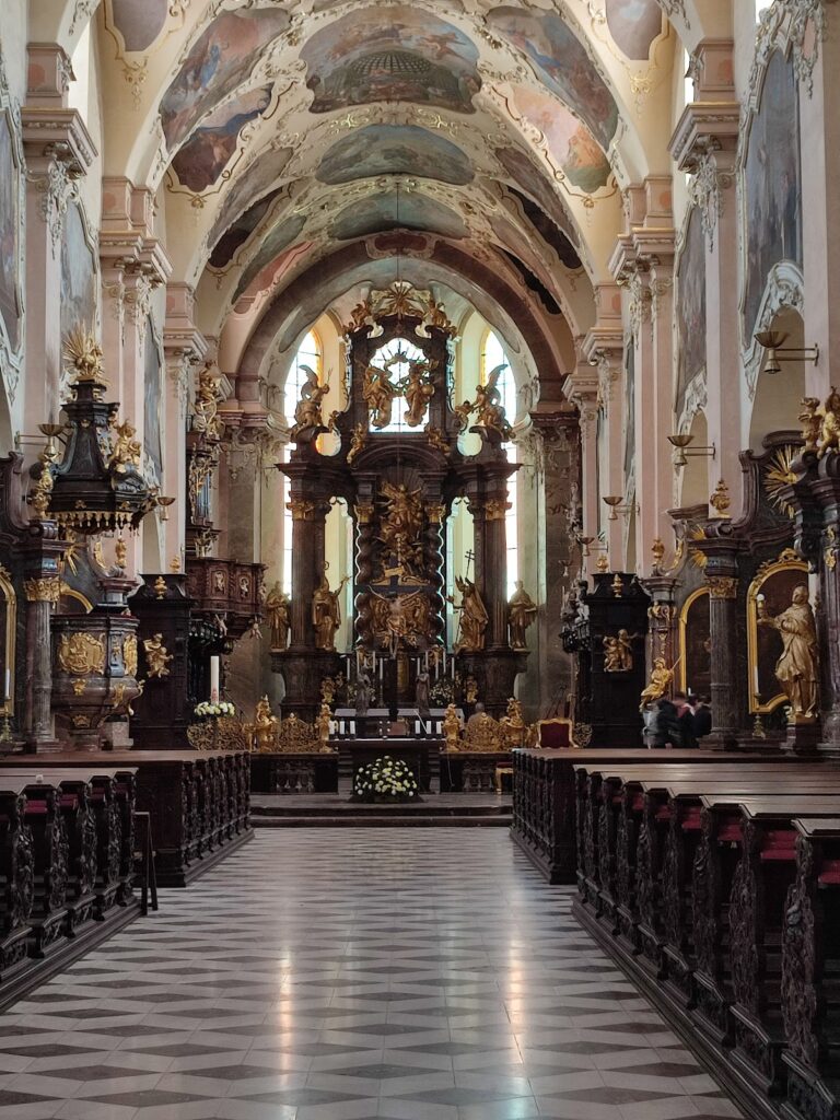 St. George's Basilica: Prague Castle’s Romanesque Church and Convent Church 4 St. George's Basilica